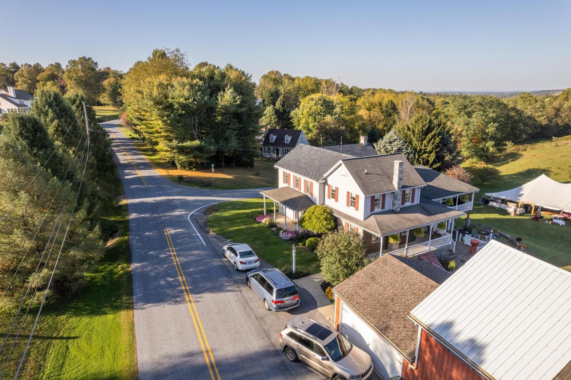 Dutch Country Acres *